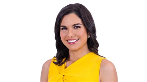 Bea de Leon Biography, Age, Height, Husband, Net .